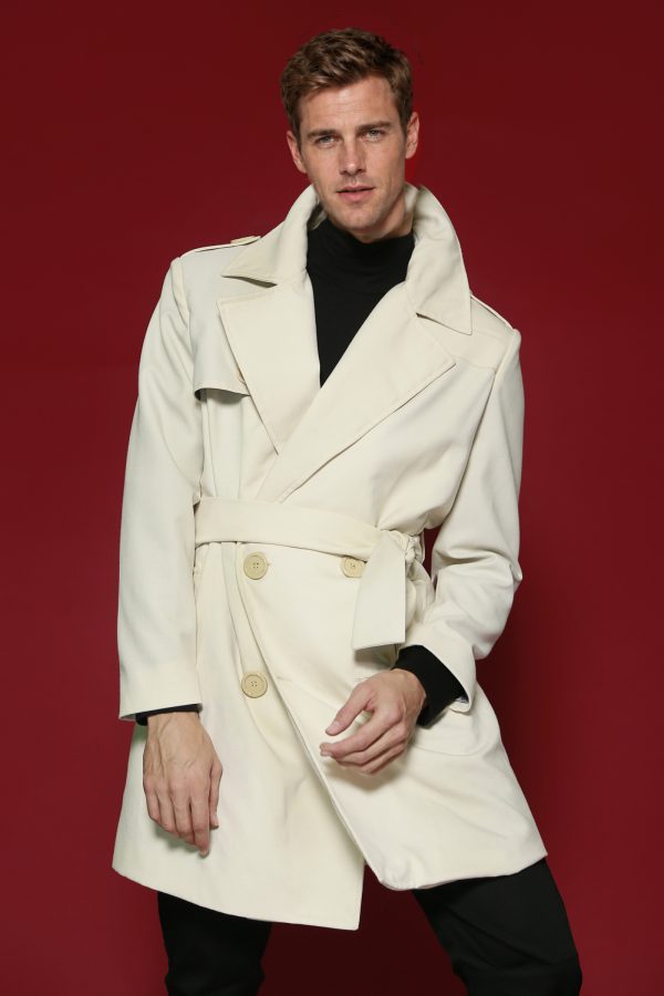 Abrigo Ivory color marfil, vista frontal